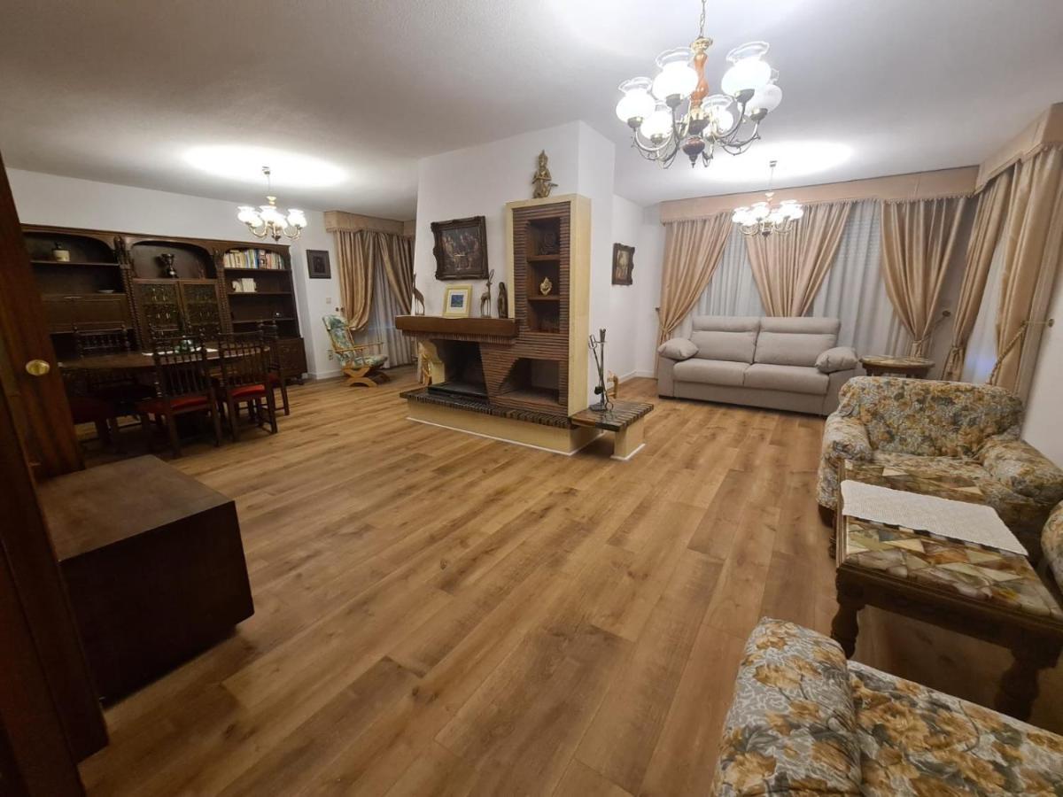 Villa De La Acacia Гохар Экстерьер фото