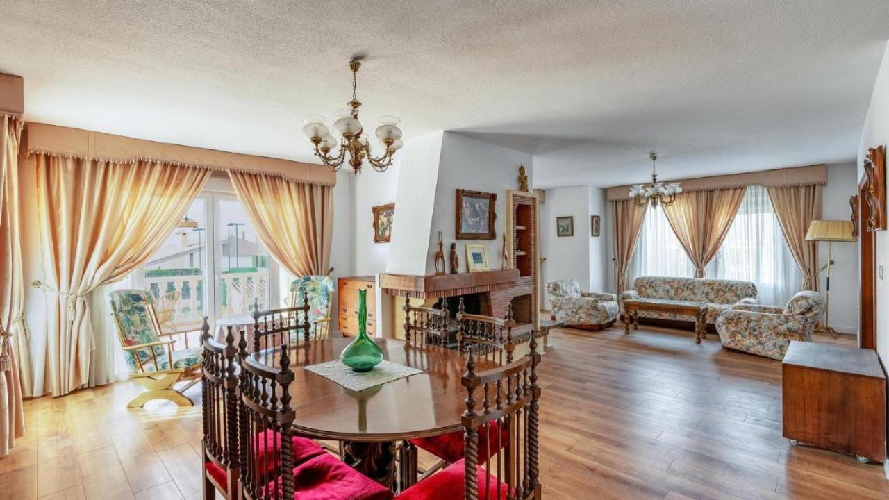 Villa De La Acacia Гохар Экстерьер фото