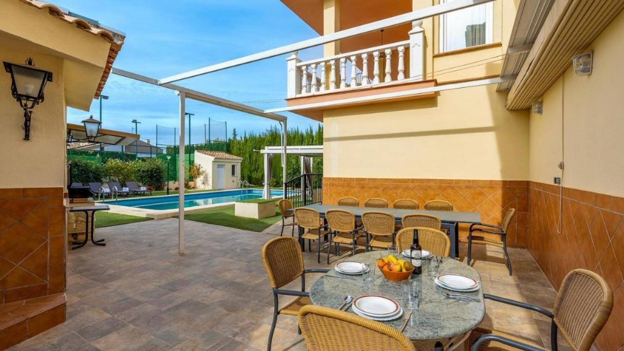 Villa De La Acacia Гохар Экстерьер фото