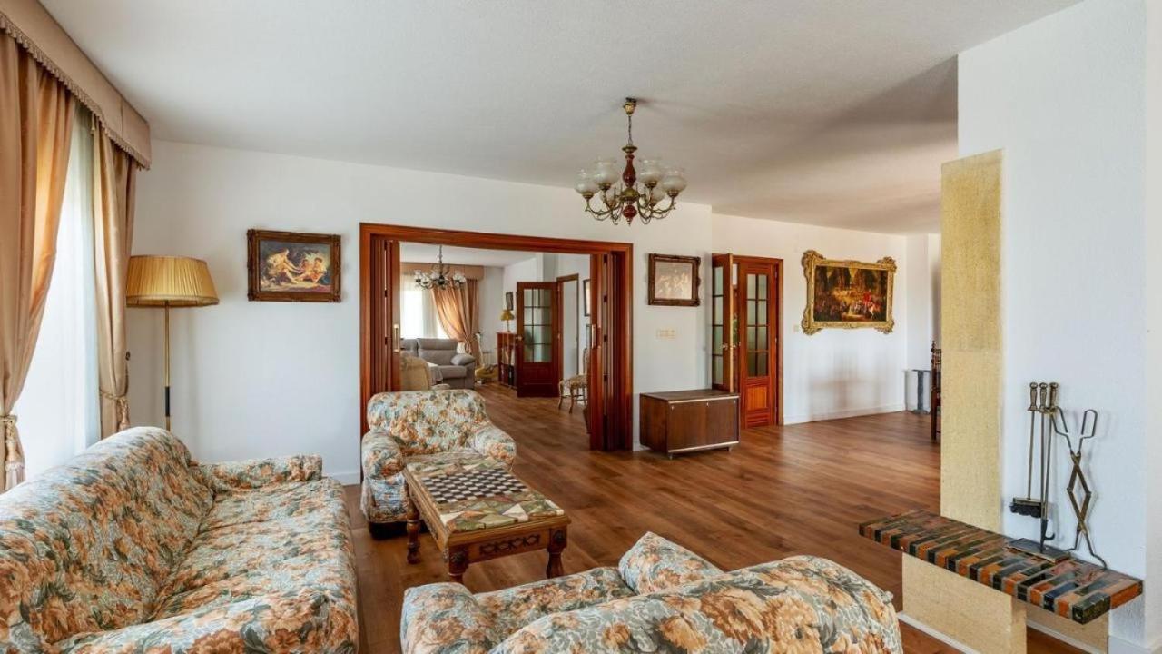 Villa De La Acacia Гохар Экстерьер фото