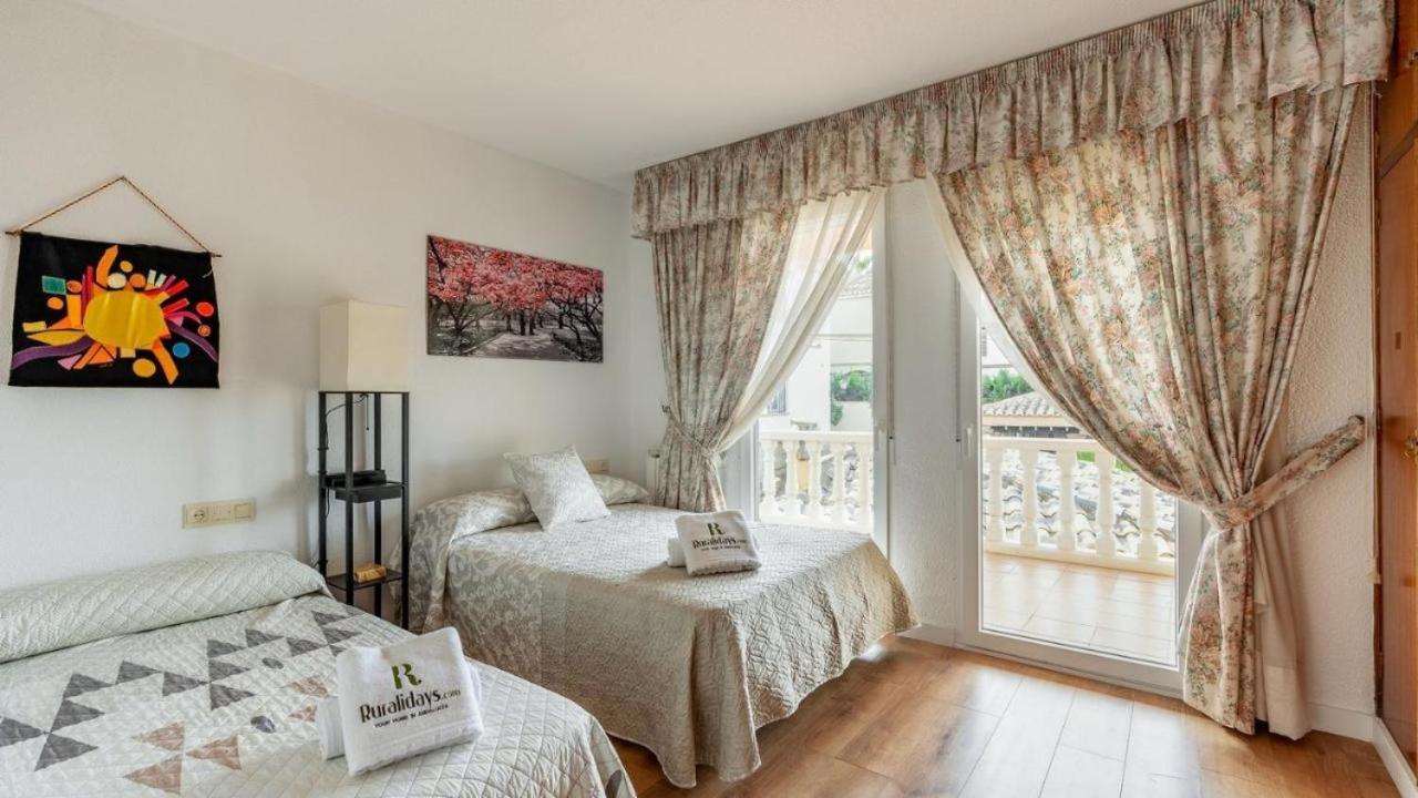 Villa De La Acacia Гохар Экстерьер фото